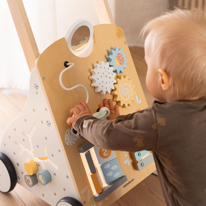 Izobraževalna lesena hodulja 8v1 / potiskalnik za dojenčke - manipulativna tabla