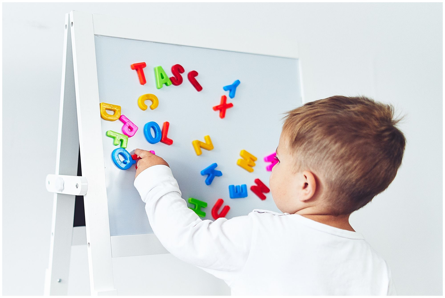 Izobraževalna dvostranska tabla: magnetna in kredna - suho brisanje, lesena, za otroke, zložljiva