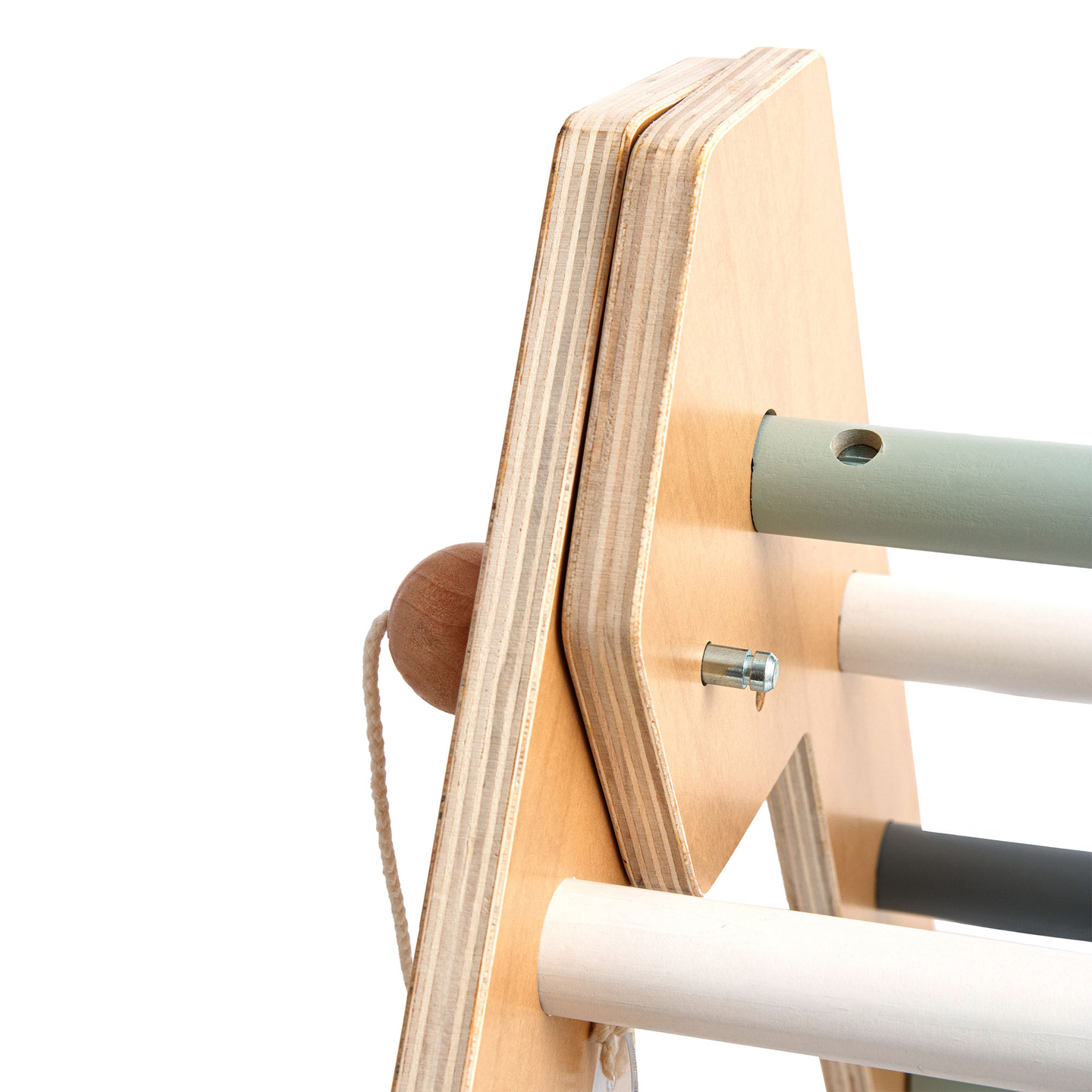 Leseno notranje igrišče za otroke - plezalna stena, tobogan, plezalni lok/gugalnica in Piklerjev trikotnik