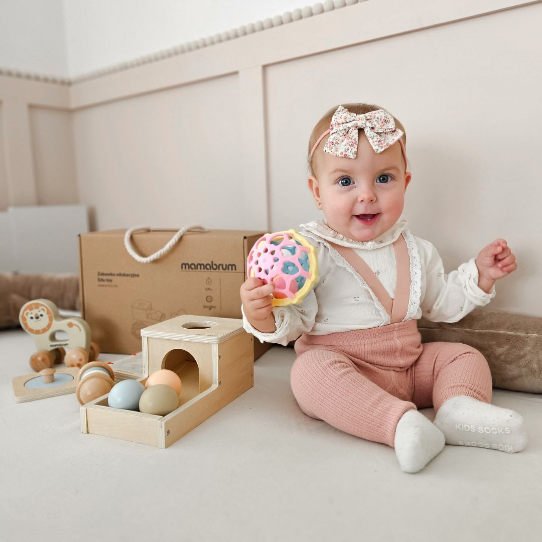 Komplet igrač Montessori za dojenčke od 7 do 12 mesecev