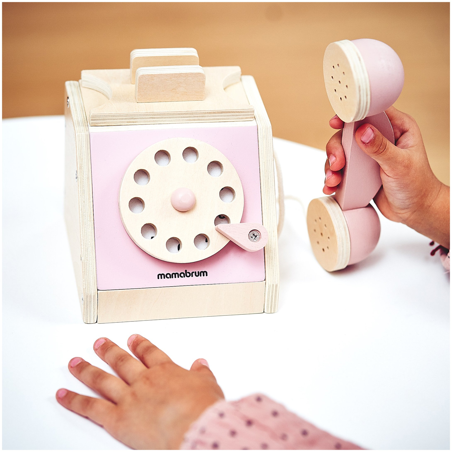 Retro leseni telefon - pastelno roza