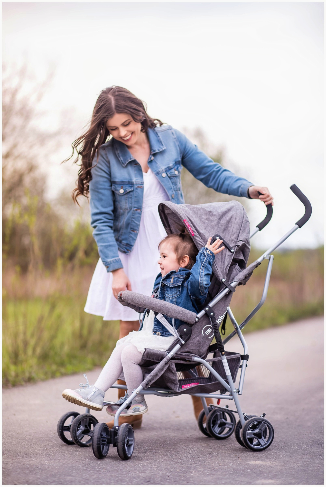 Lahki otroški voziček, Moby-System Barton barva: siva