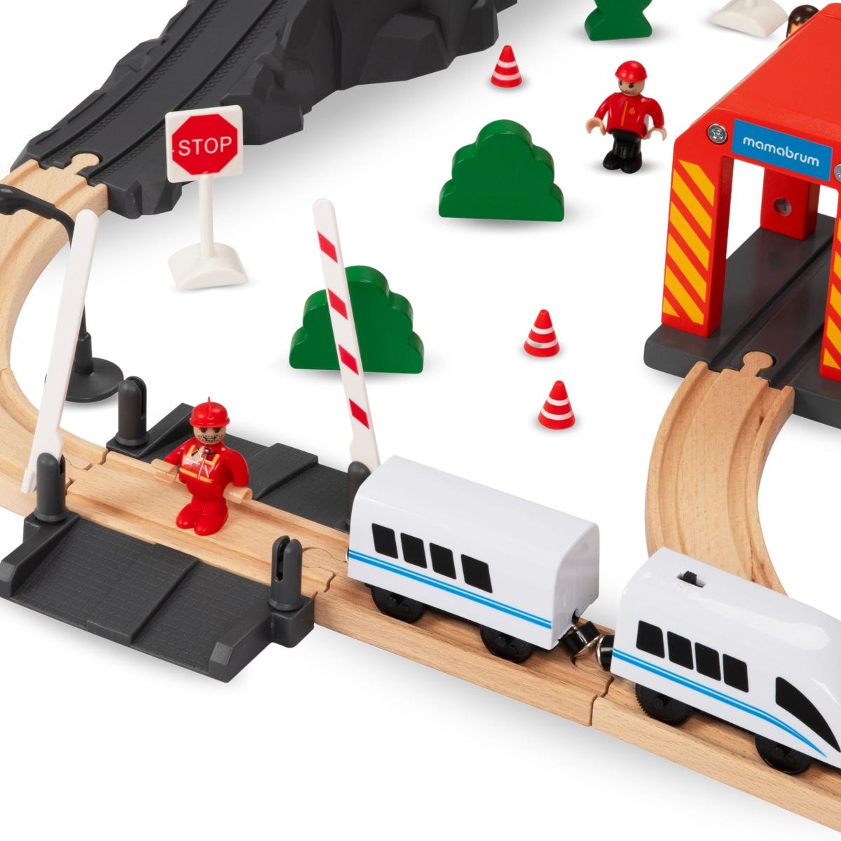 Leseni vlak, vlak na baterije - Gasilci, tiri, avtomobili, mostovi, pregrade