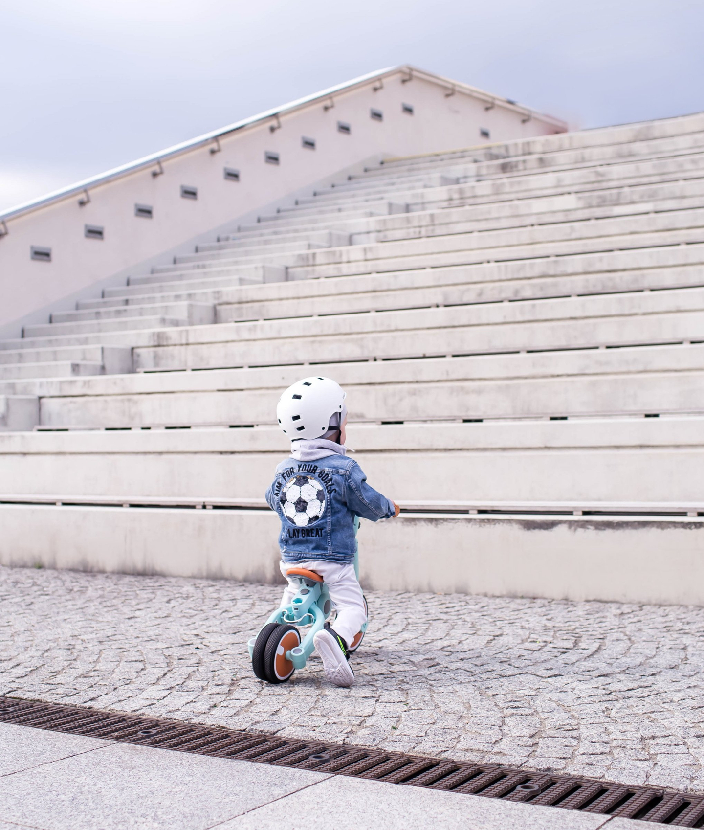 Tobi Rocket - Otroški tricikel, vožnja, jahanje in voziček - 5 v 1 iz HyperMotiona