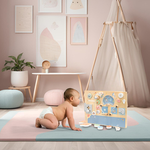 Lesena manipulativna tabla - Cosmos