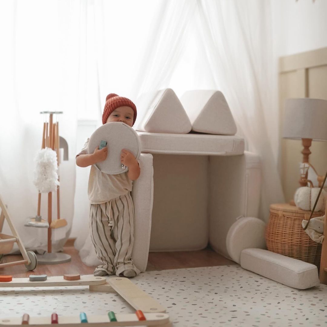 Lesena steza za ravnotežje - senzorična pot - 14 elementov