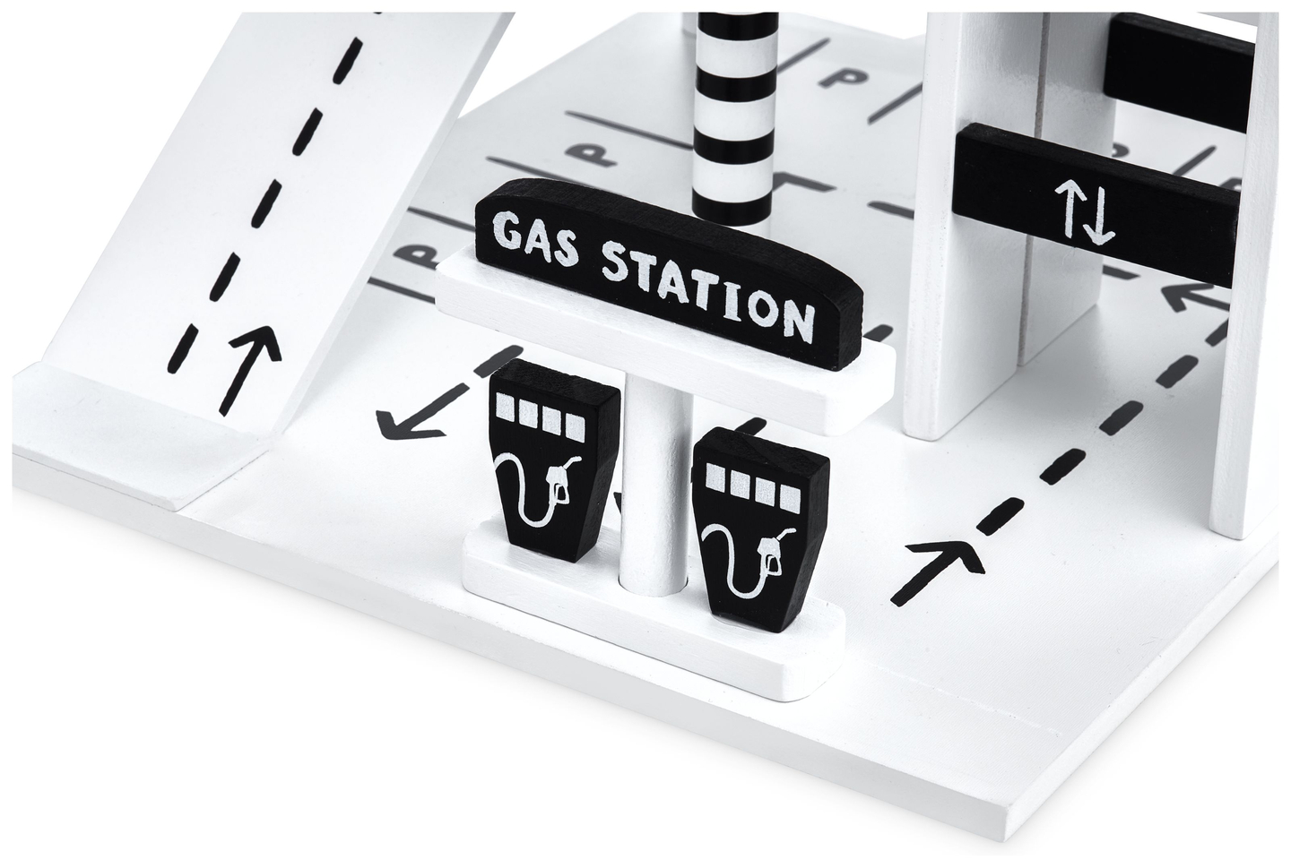 Lesena garaža - večnadstropno parkirišče - avtomobili, dvigalo, helikopter