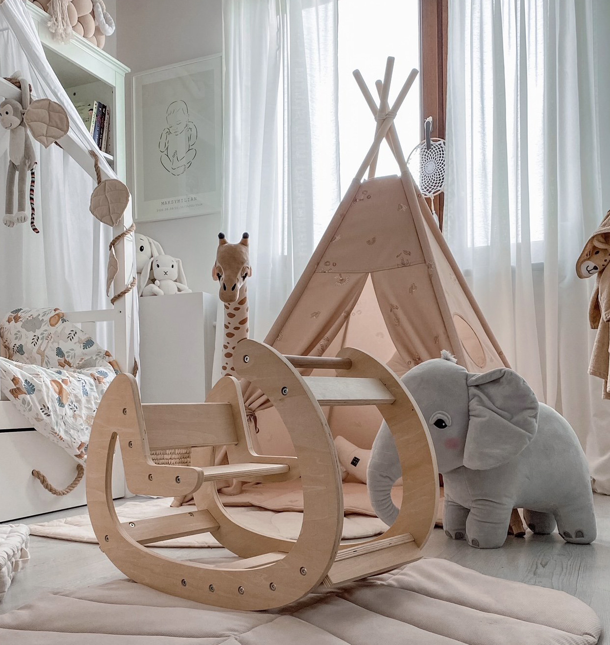 Montessori leseno igralo - naravni les - od 12 mesecev.