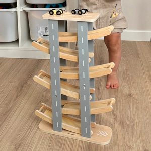 Lesena proga - tobogan za avtomobile - 6 nadstropij