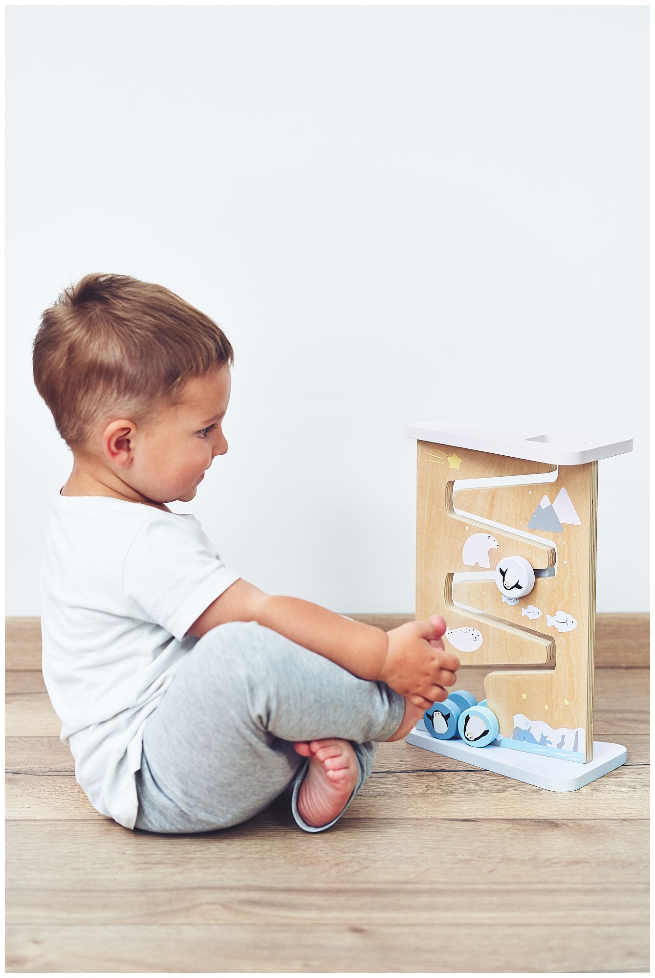 Lesena obojestranska senzorična manipulativna tabla