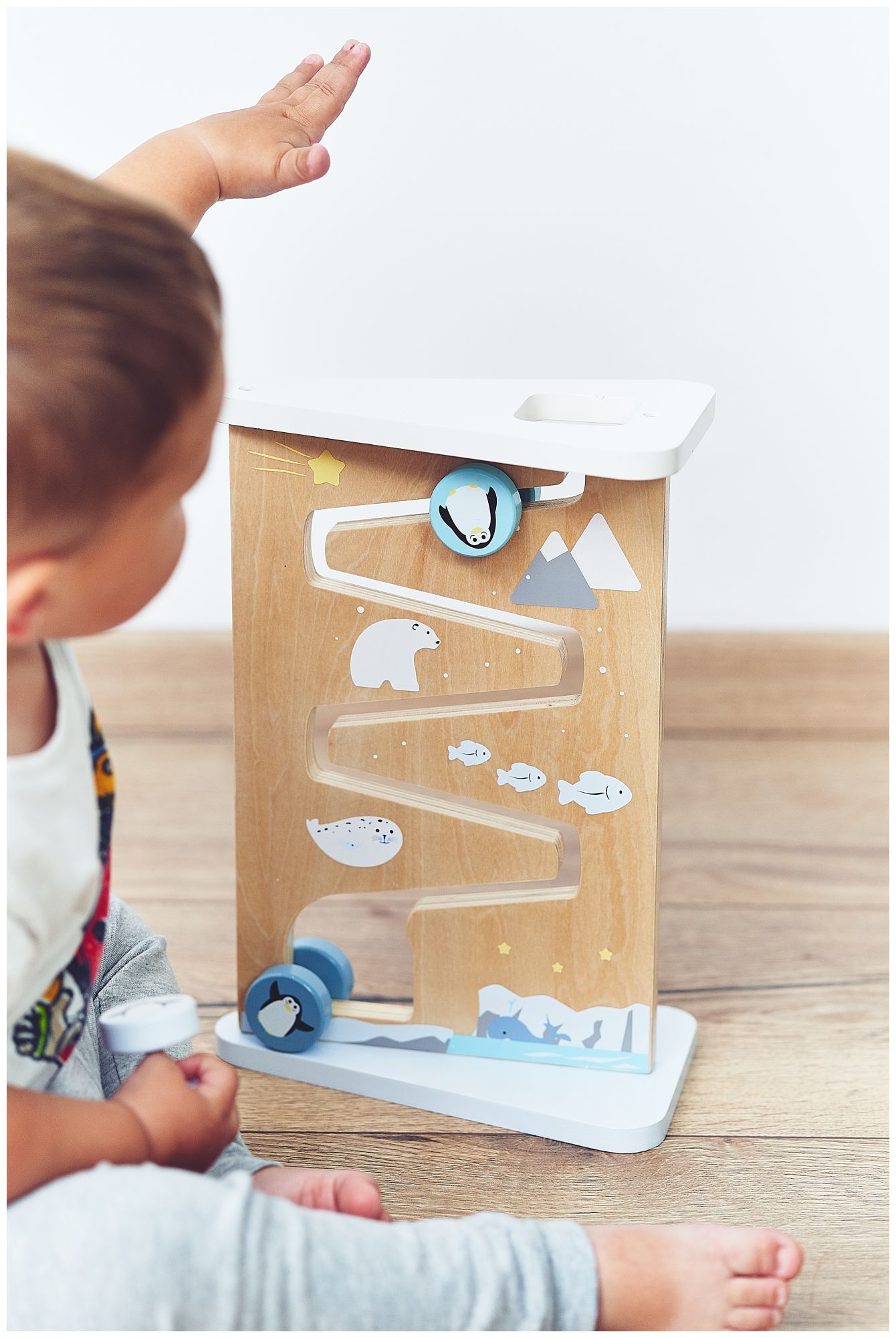 Lesena obojestranska senzorična manipulativna tabla