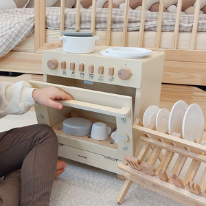 Lesen pomivalni stroj z dodatki