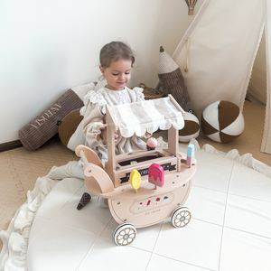 Lesena sladoledarna za otroke - voziček na kolesih z dodatki