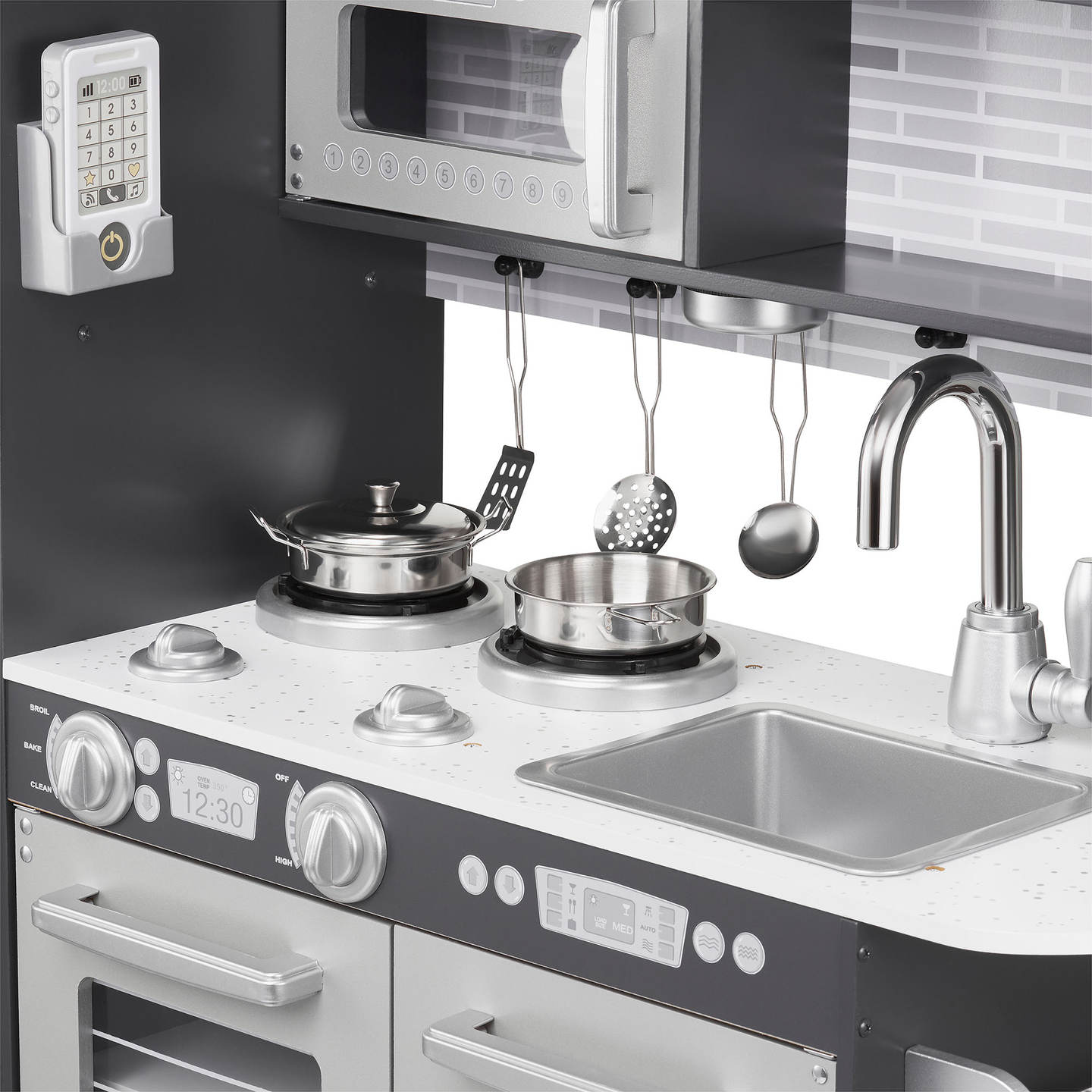 XXL lesena kuhinja z LED osvetlitvijo, predpasnikom in dodatki