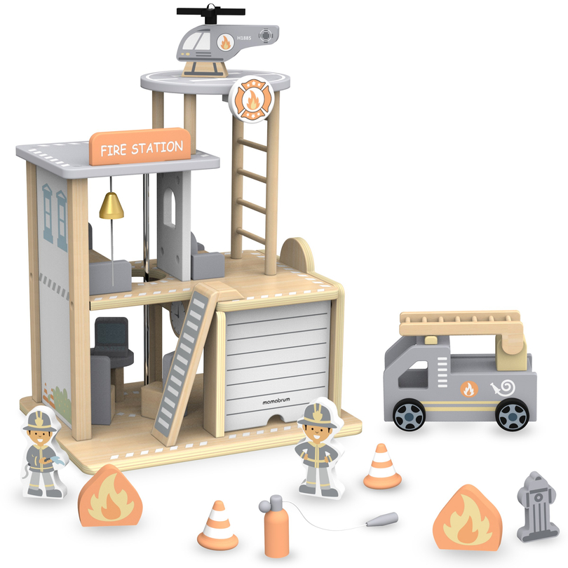 Lesena gasilska postaja z dodatki, gasilska brigada