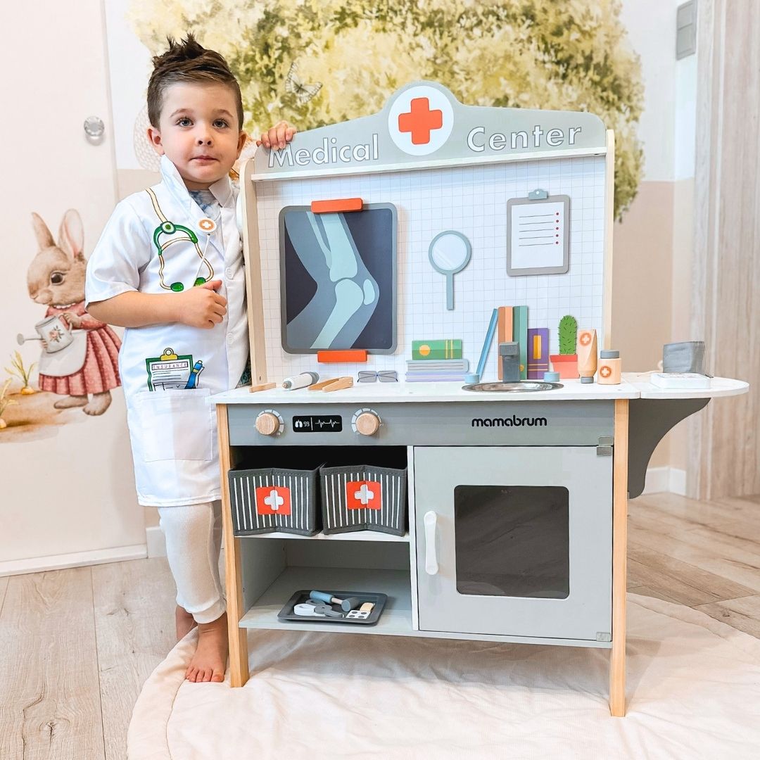 Lesena bolnišnica z zdravniško ordinacijo XXL - zdravniški komplet z dodatki